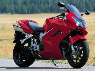 Honda VFR800VTEC 6