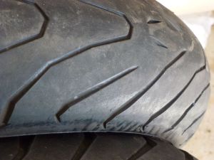 Pirelli Angel ST