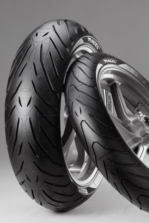 Pirelli Angel ST